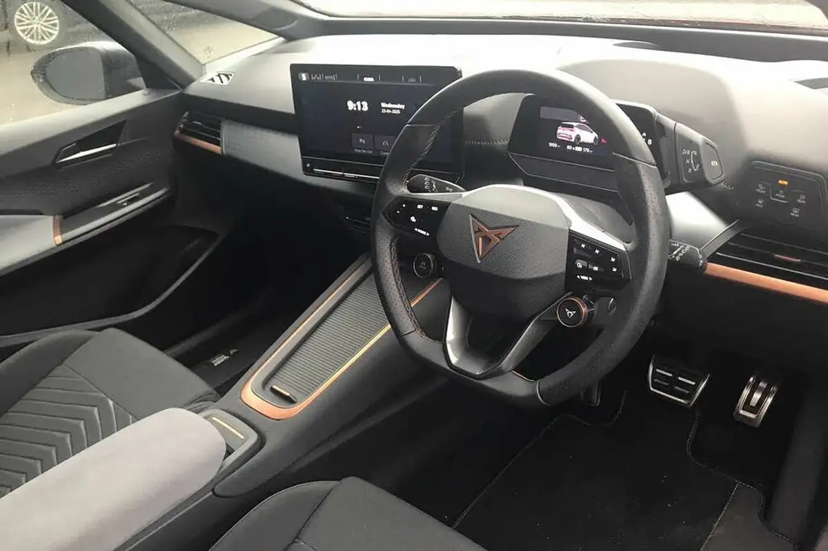 2023-cupra-born-e-v2-230ps-58kwh-e-boost-big-5