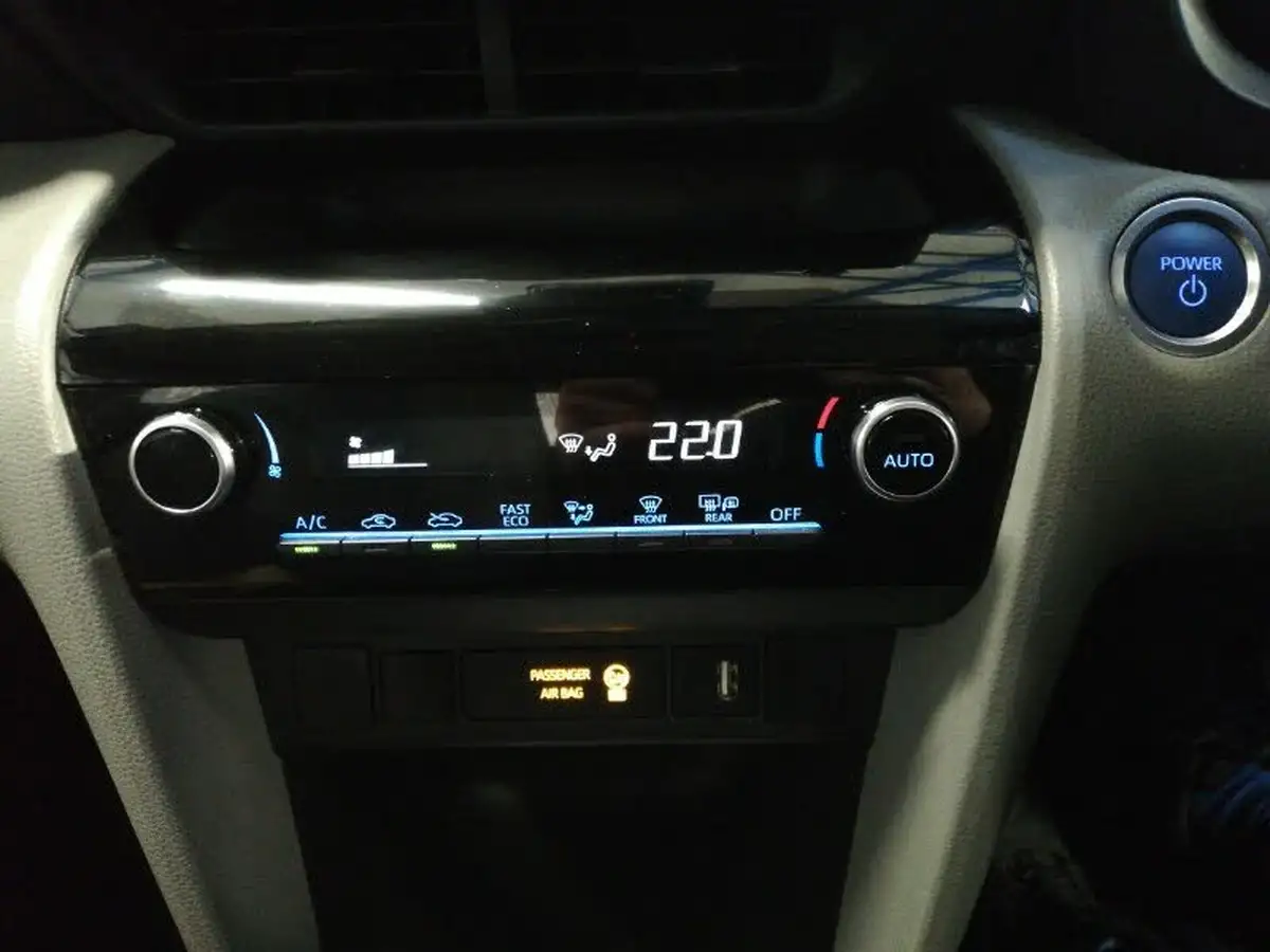 2021-toyota-yaris-cross-15-vvt-i-icon-big-11