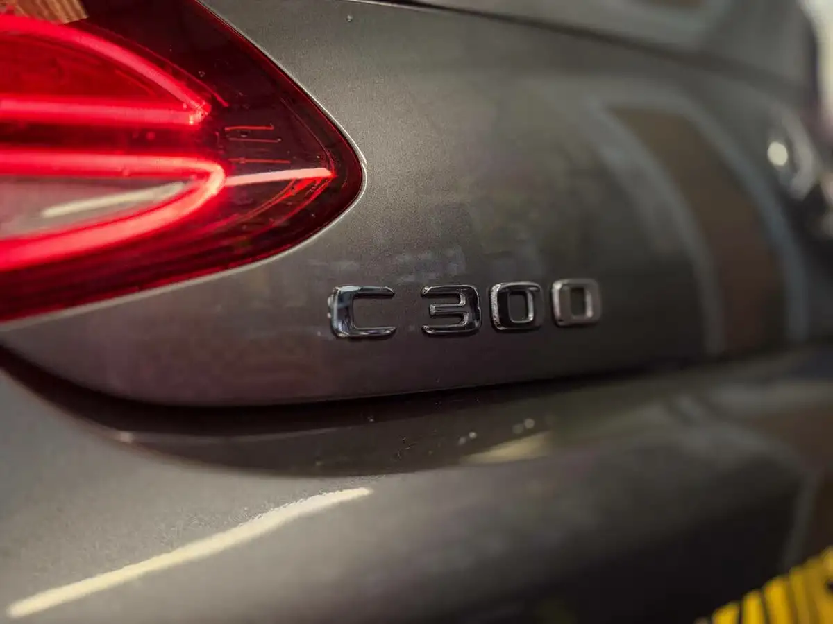 2019-mercedes-benz-c-class-20-c300-amg-line-premium-coupe-2d-big-8