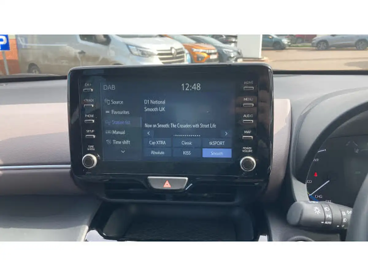 2023-toyota-yaris-cross-15-vvt-i-excel-awd-i-big-11
