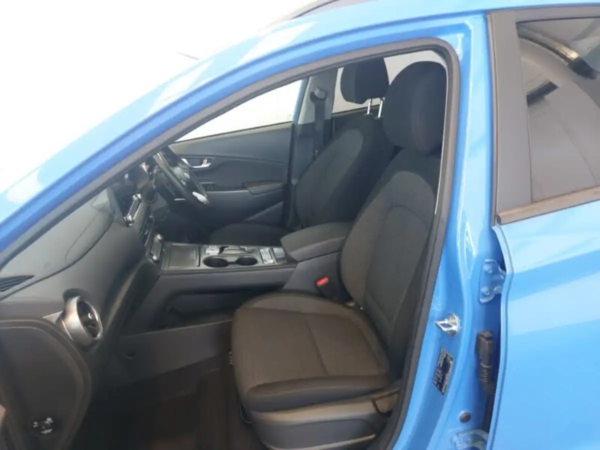 2022-hyundai-kona-e-premium-136ps-39kwh-big-4