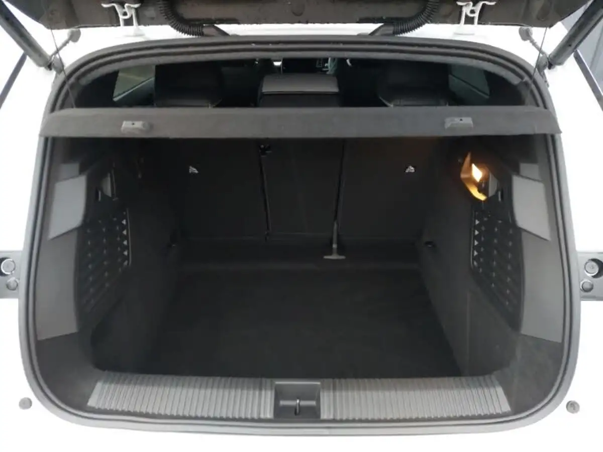 2024-renault-scenic-e-tech-e-techno-220ps-long-big-7