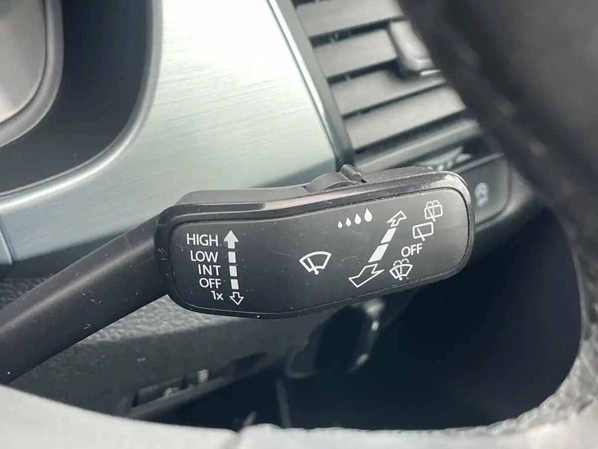 2018-skoda-fabia-10-tsi-colour-edition-ss-big-14