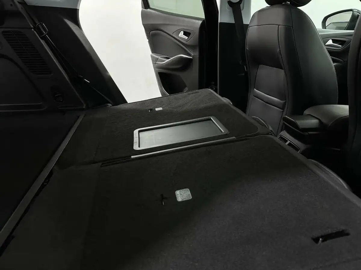 2019-vauxhall-grandland-x-15td-elite-nav-ss-blueinjection-big-42
