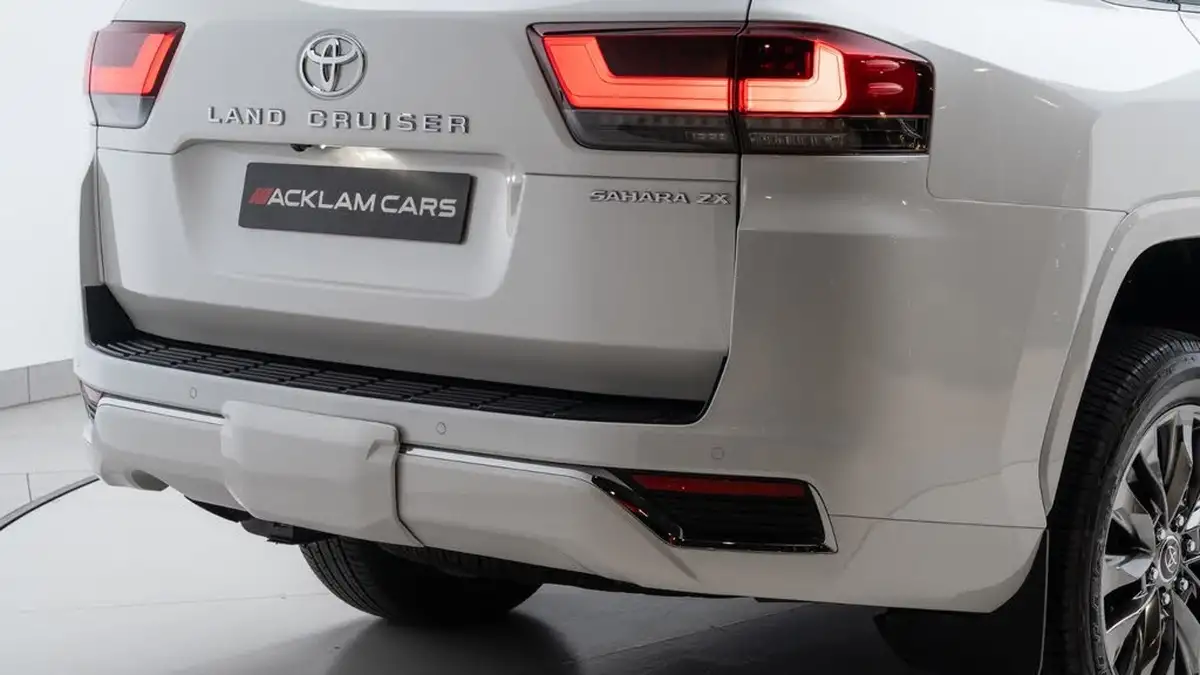 2024-toyota-land-cruiser-big-11