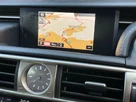 2014-lexus-is-300h-25-luxury-small-17