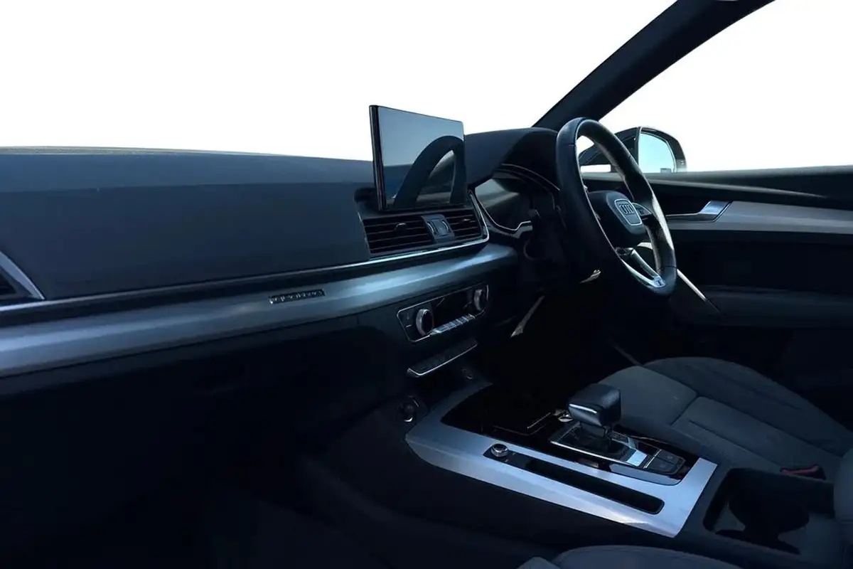 2023-audi-q5-20-50-tfsi-e-s-line-station-wagon-big-13