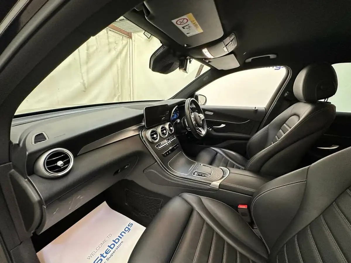 2020-mercedes-benz-glc-class-20d-glc300d-amg-line-premium-station-wagon-5d-big-20