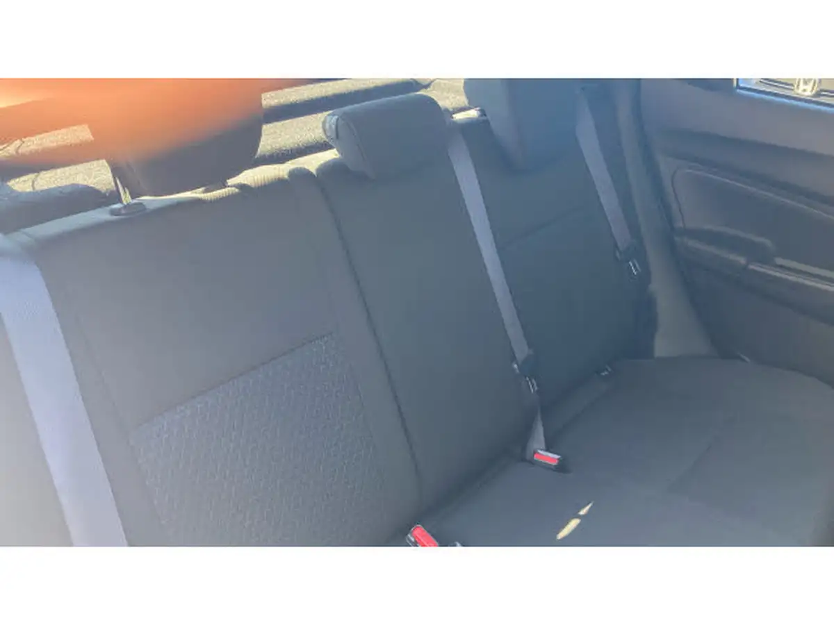 2024-suzuki-swift-12-dualjet-sz5-big-14