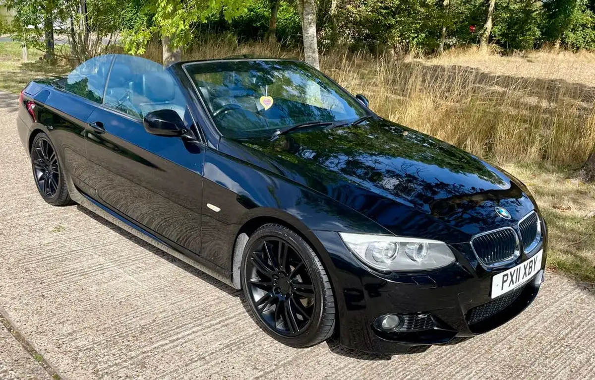 2011-bmw-3-series-20-320i-m-sport-convertible-2d-auto-big-5