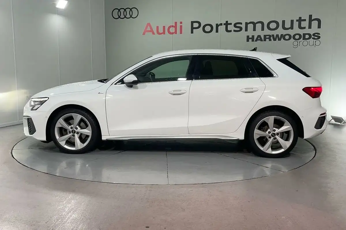 2021-audi-a3-15-35-tfsi-s-line-sportback-5d-big-8