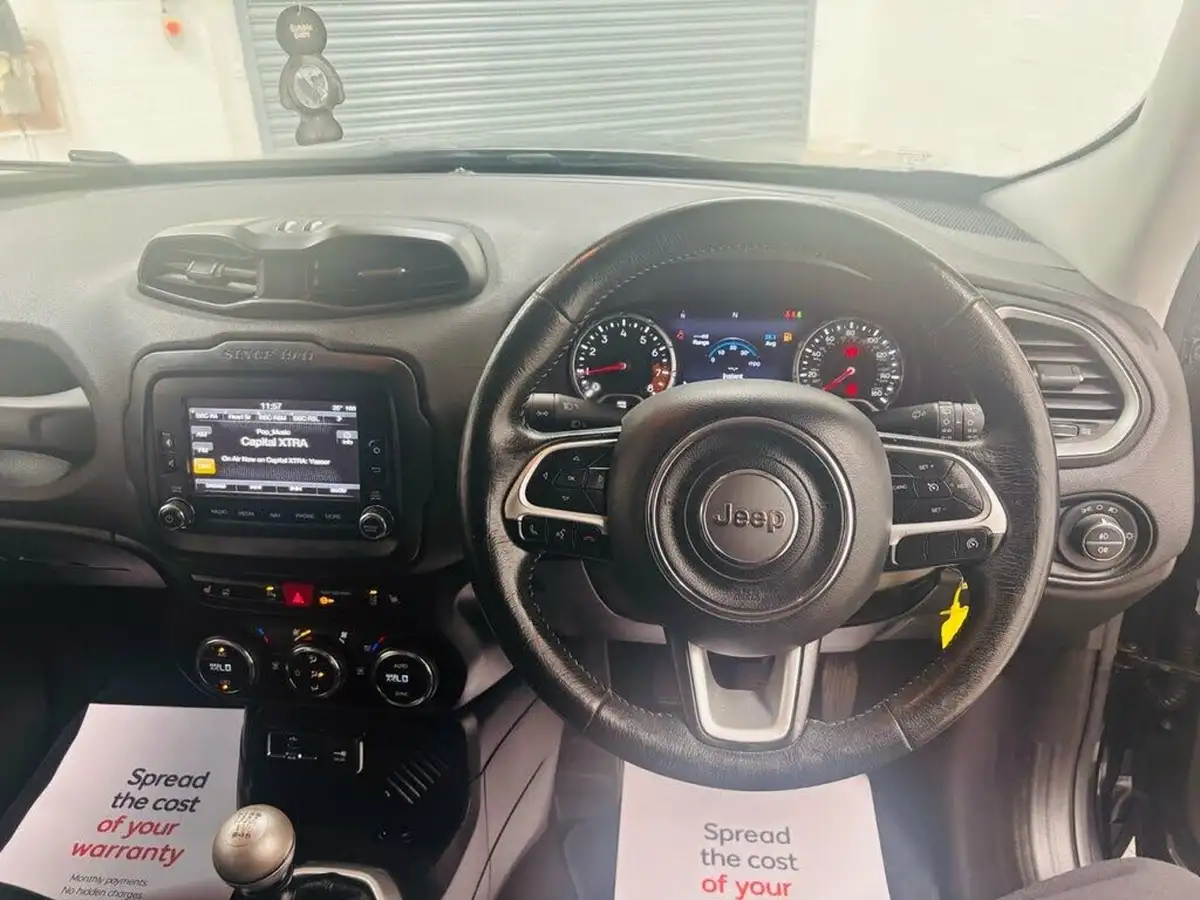 2015-jeep-renegade-14-limited-138bhp-big-12