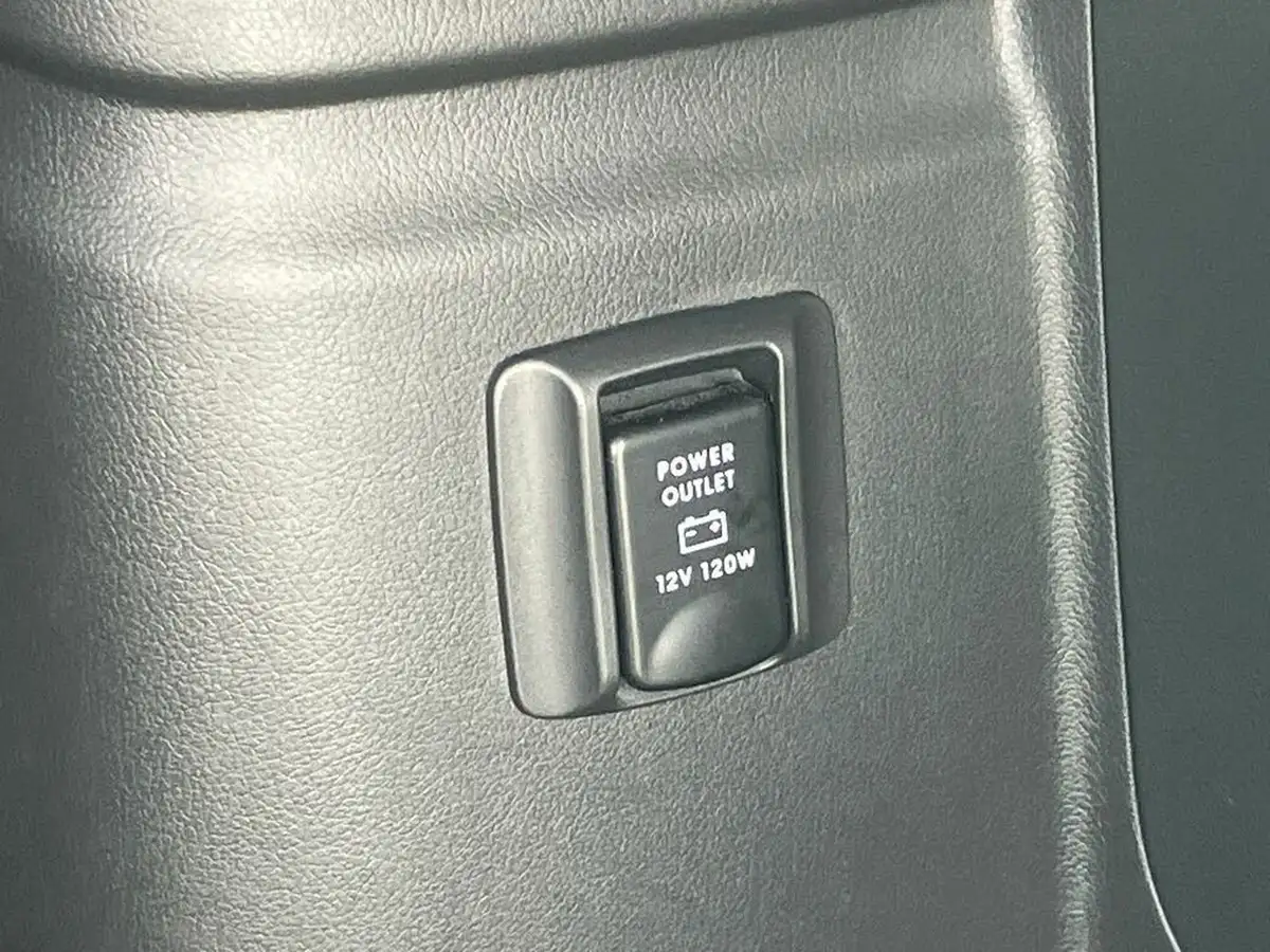 2020-mitsubishi-outlander-24-exceed-phev-big-22