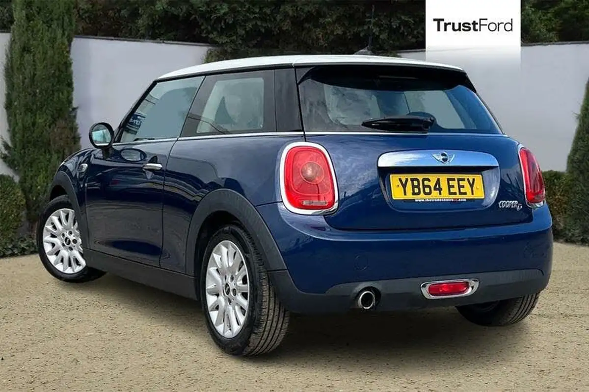 2015-mini-cooper-15td-cooper-d-114bhp-3d-big-1