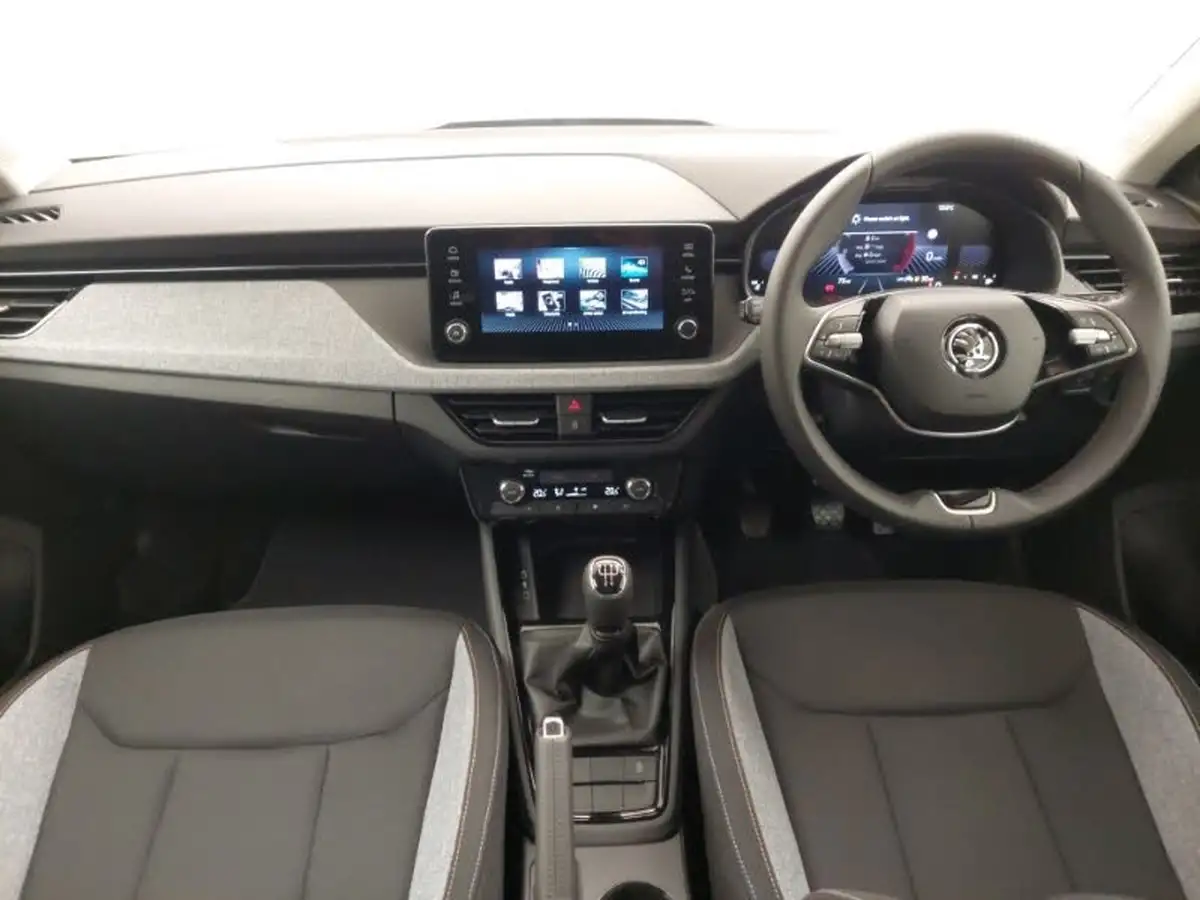 2024-skoda-kamiq-10-tsi-se-95ps-big-2