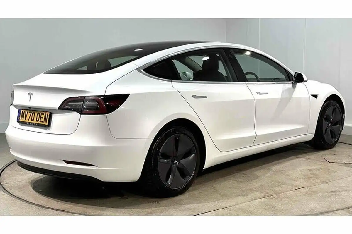 2020-tesla-model-3-e-standard-plus-big-7