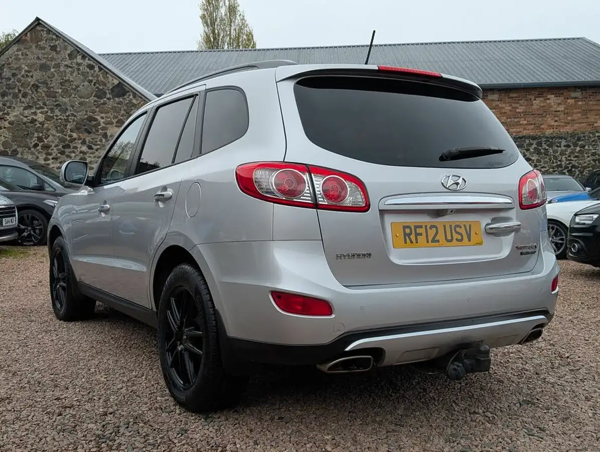2012-hyundai-santa-fe-22td-premium-7st-big-15