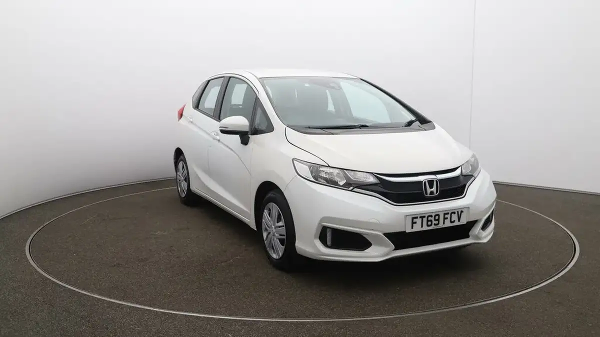 2020-honda-jazz-13-i-vtec-s-big-37
