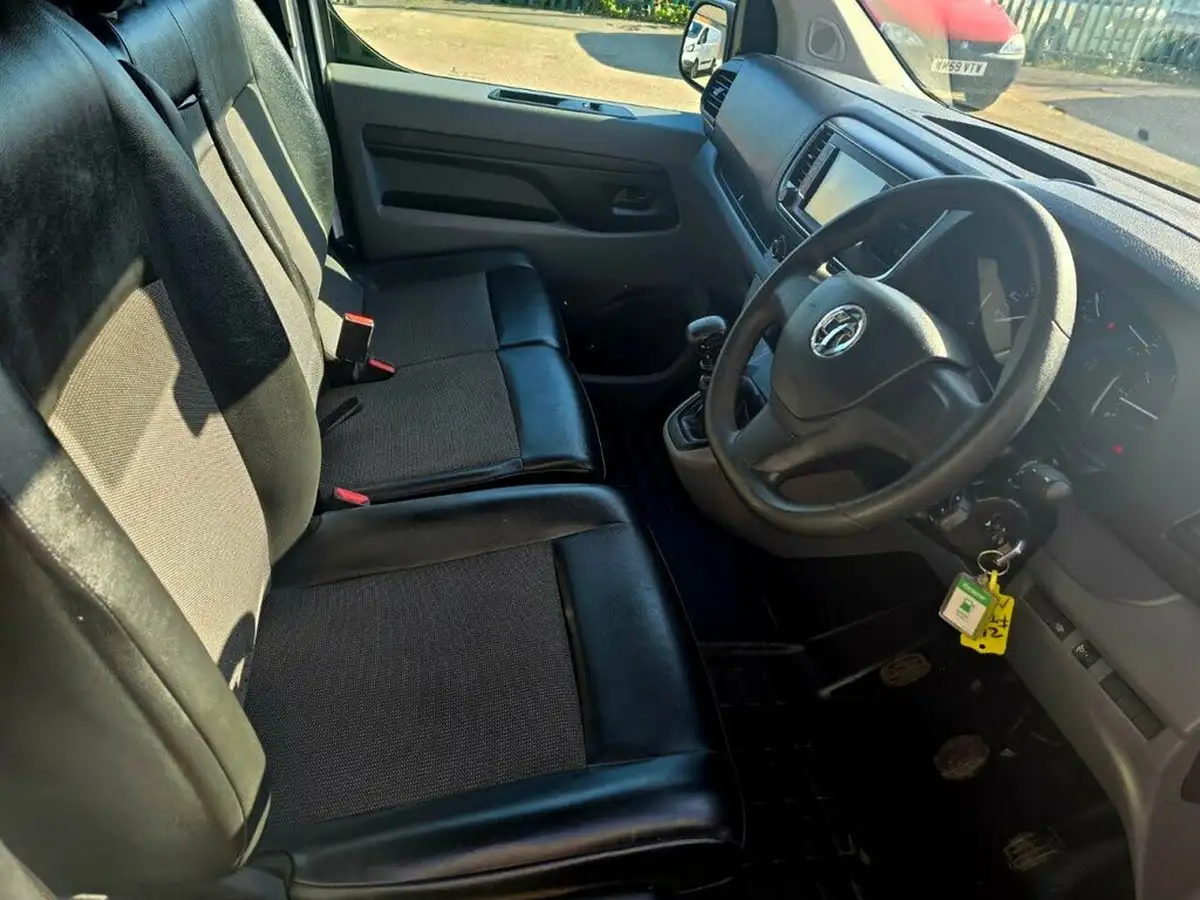 2021-vauxhall-vivaro-15td-2900-l2h1-sportive-100pseu6dt-big-13