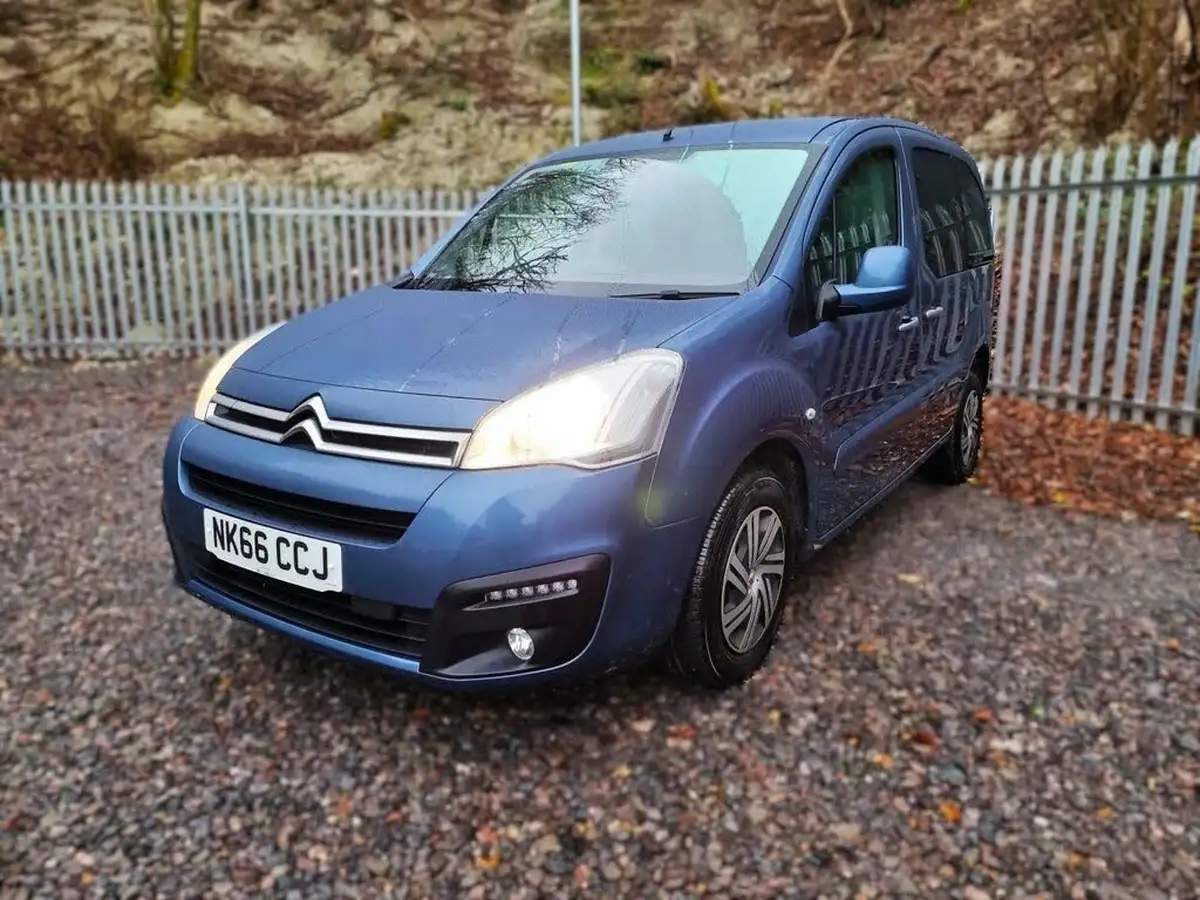 2016-citroen-berlingo-16bluehdi-multispace-feel-edition-102ps-ss-etg6-big-6