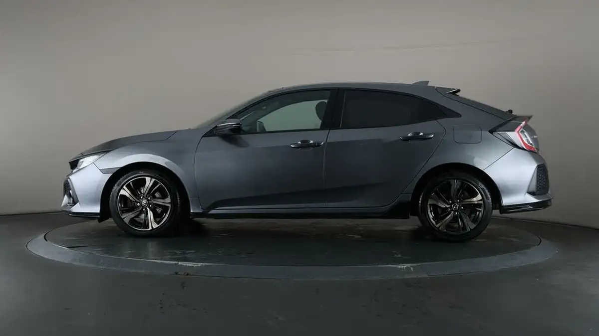 2019-honda-civic-15-vtec-turbo-sport-plus-ss-big-28