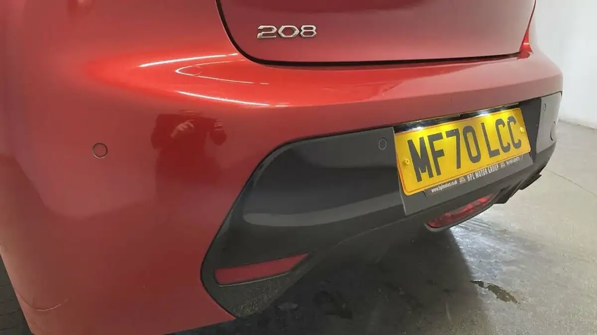 2020-peugeot-208-12-puretech-allure-premium-100bhp-big-13