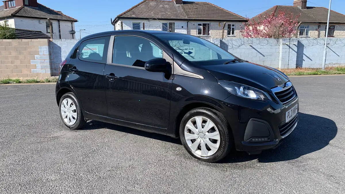 2021-peugeot-108-10-active-5d-big-47