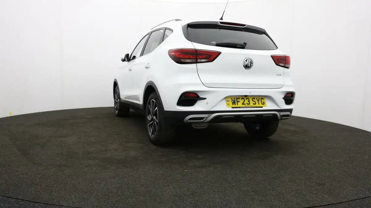 2023-mg-zs-suv-10t-gdi-exclusive-big-71