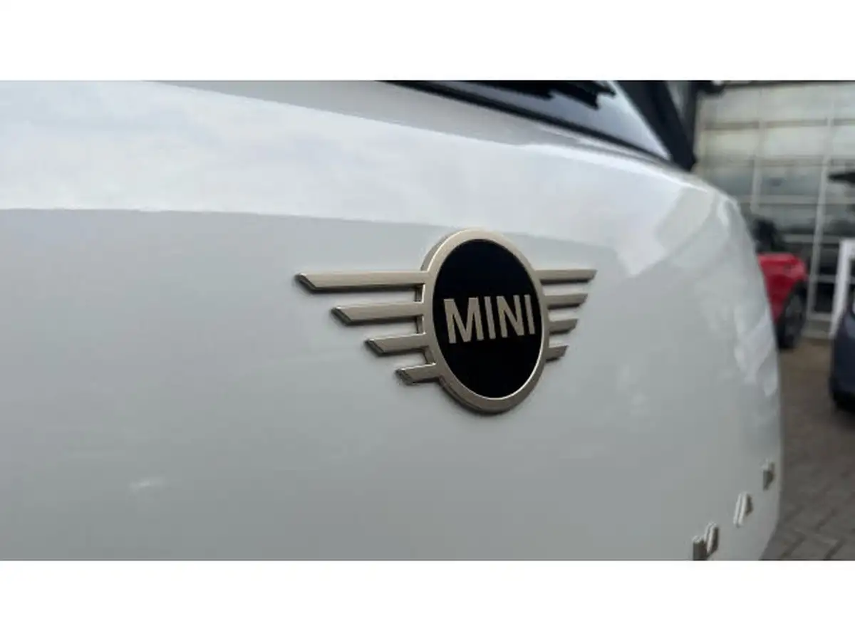 2024-mini-countryman-e-cooper-e-classic-big-33