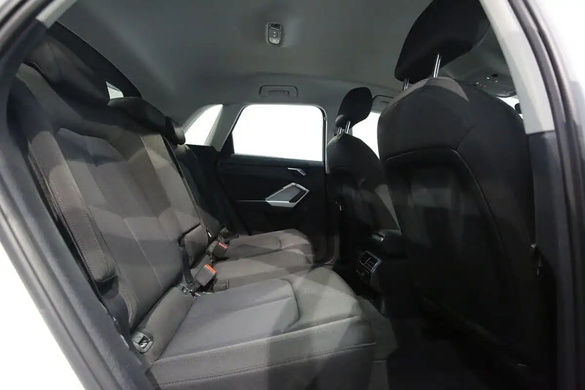 2022-audi-q3-14-45-tfsi-e-technik-big-21