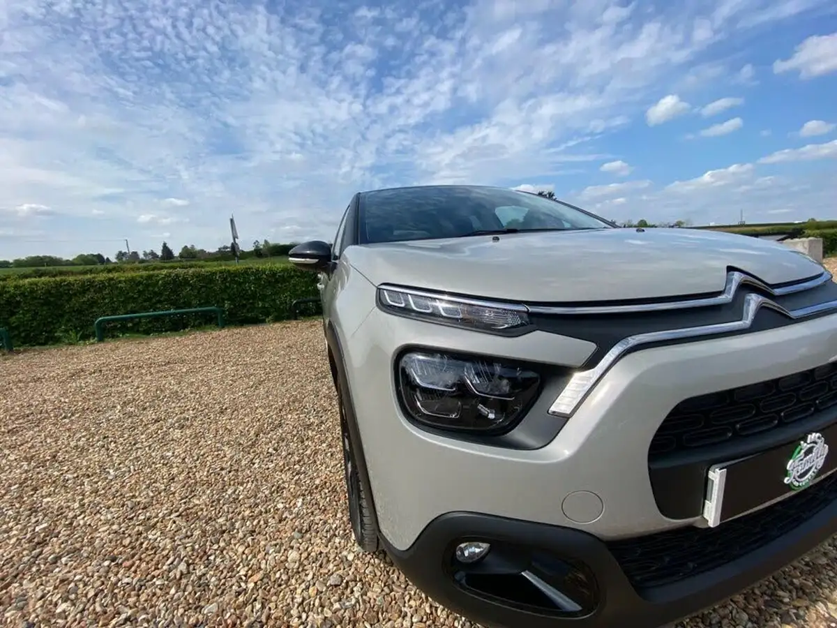 2024-citroen-c3-12-puretech-plus-83ps-big-40