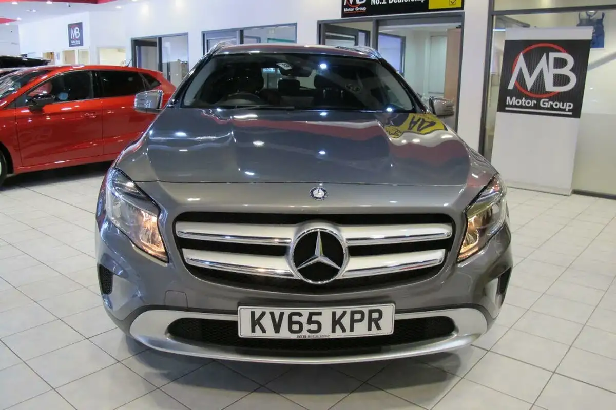 2016-mercedes-benz-gla-class-21d-gla-200d-sport-ss-7g-dct-big-46