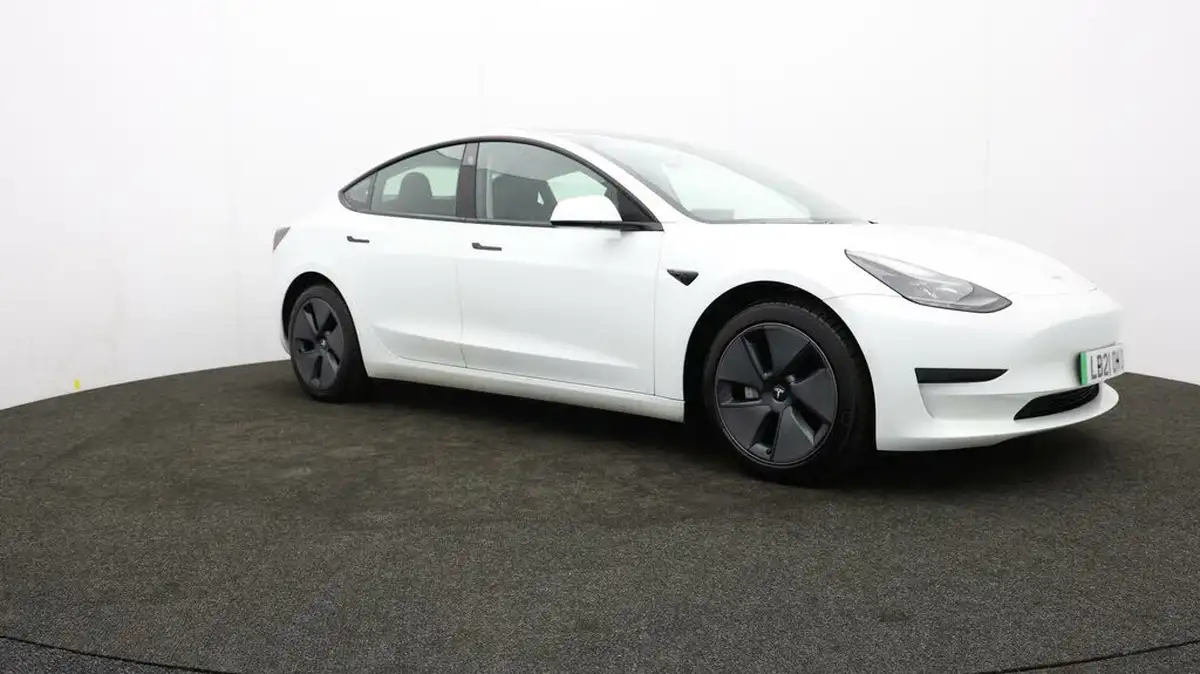 2021-tesla-model-3-e-standard-plus-big-40