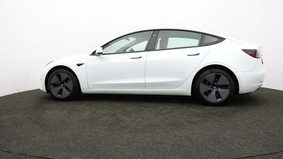 2021-tesla-model-3-e-standard-plus-big-64