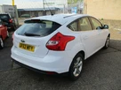 2012-ford-focus-16-zetec-ti-vct-105ps-hatchback-small-2