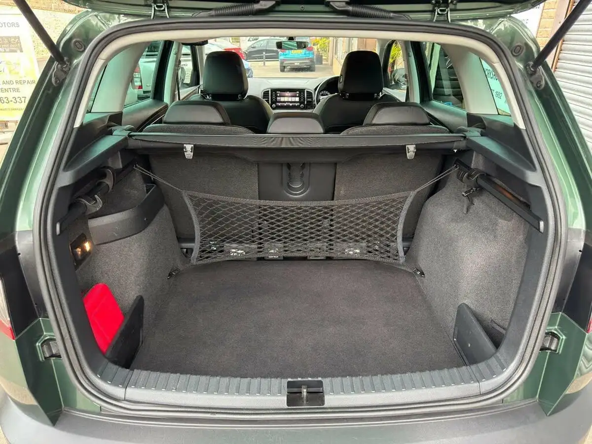 2018-skoda-karoq-16tdi-se-l-scr-1596cc-dsg-big-50