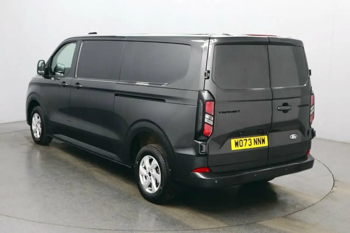 2023-ford-transit-custom-20tdci-320-l2h1-limited-136pseu6e-panel-van-1996cc-auto-big-5