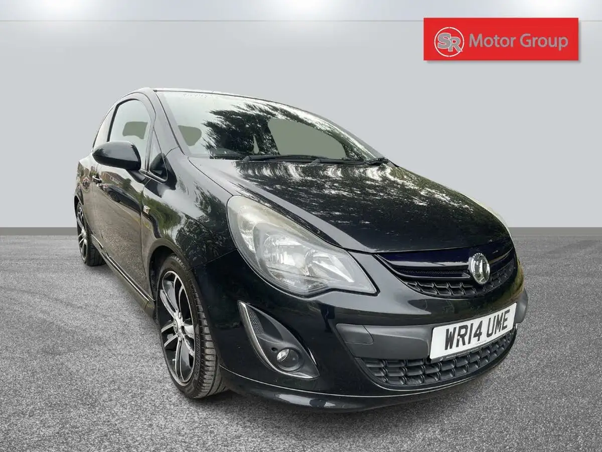 2014-vauxhall-corsa-14-black-edition-3d-big-4