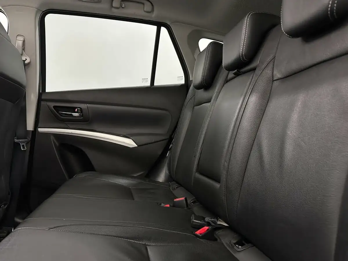 2018-suzuki-s-cross-14-boosterjet-sz5-big-37