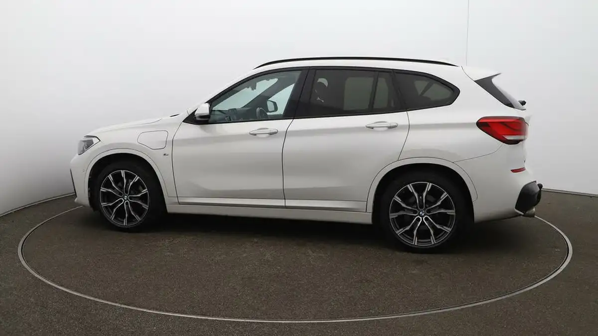 2021-bmw-x1-15-xdrive-25e-phev-m-sport-big-51
