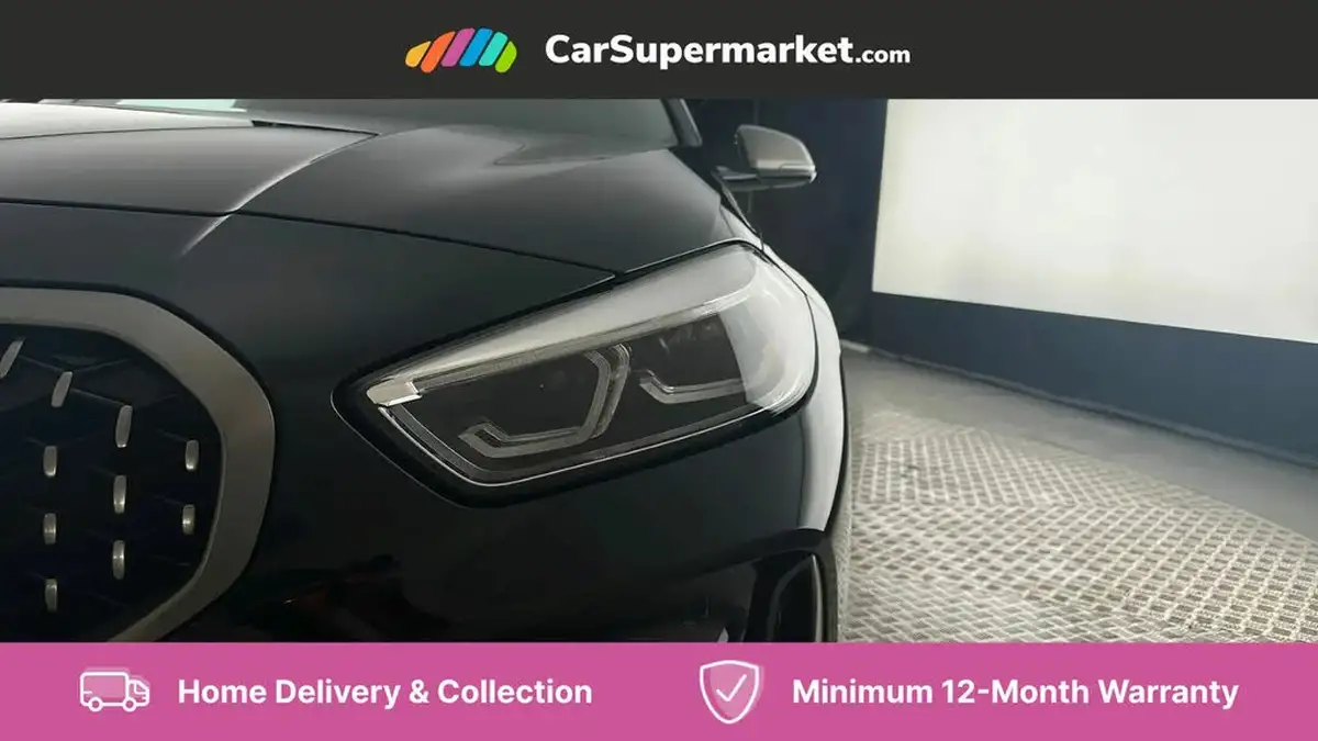 2022-bmw-1-series-20-m135i-xdrive-big-19