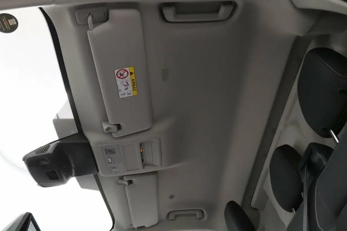 2023-ford-transit-custom-20tdci-300-l1h1-limited-136pseu6e-panel-van-1996cc-big-27