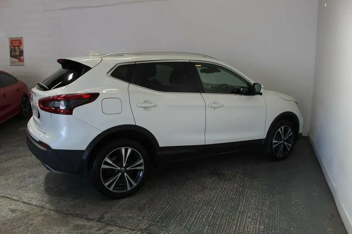 2017-nissan-qashqai-15dci-n-connecta-big-9