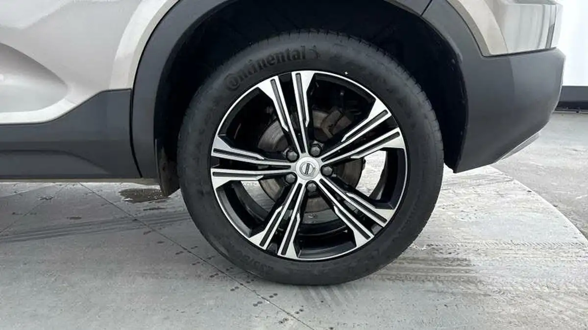 2021-volvo-xc40-20-b4-inscription-pro-194bhp-auto-big-31