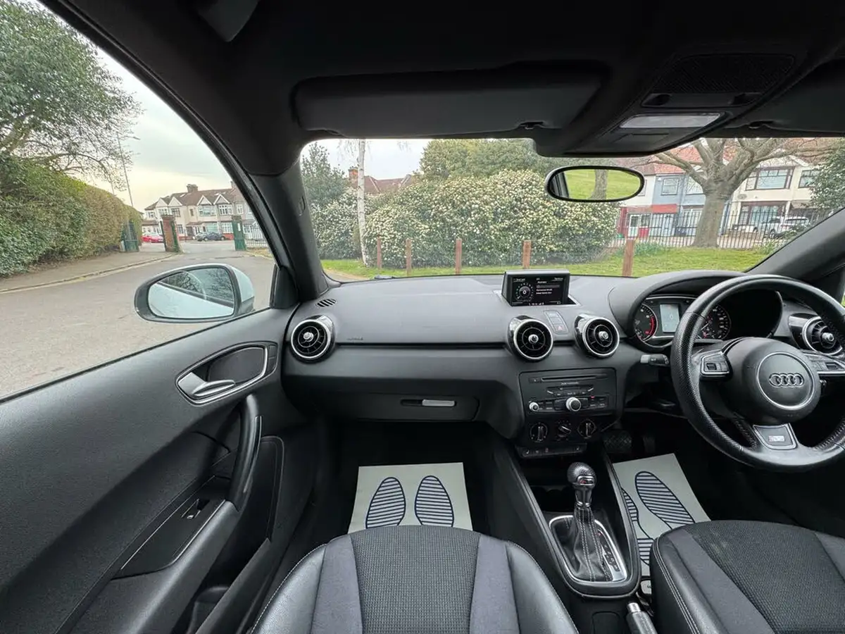 2013-audi-a1-14-s-line-tfsi-122ps-sportback-5d-1390cc-tronic-big-39