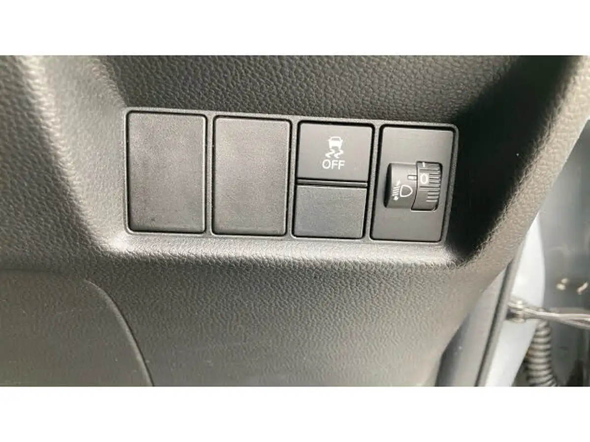 2023-honda-jazz-15-i-mmd-advance-sport-big-17