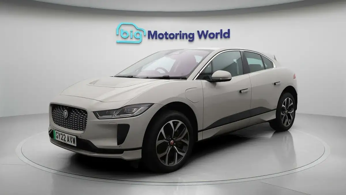 2022-jaguar-i-pace-ev400-hse-big-3