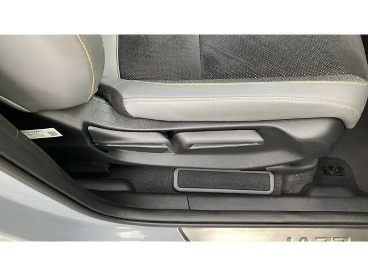 2023-honda-jazz-15-i-mmd-advance-sport-big-41