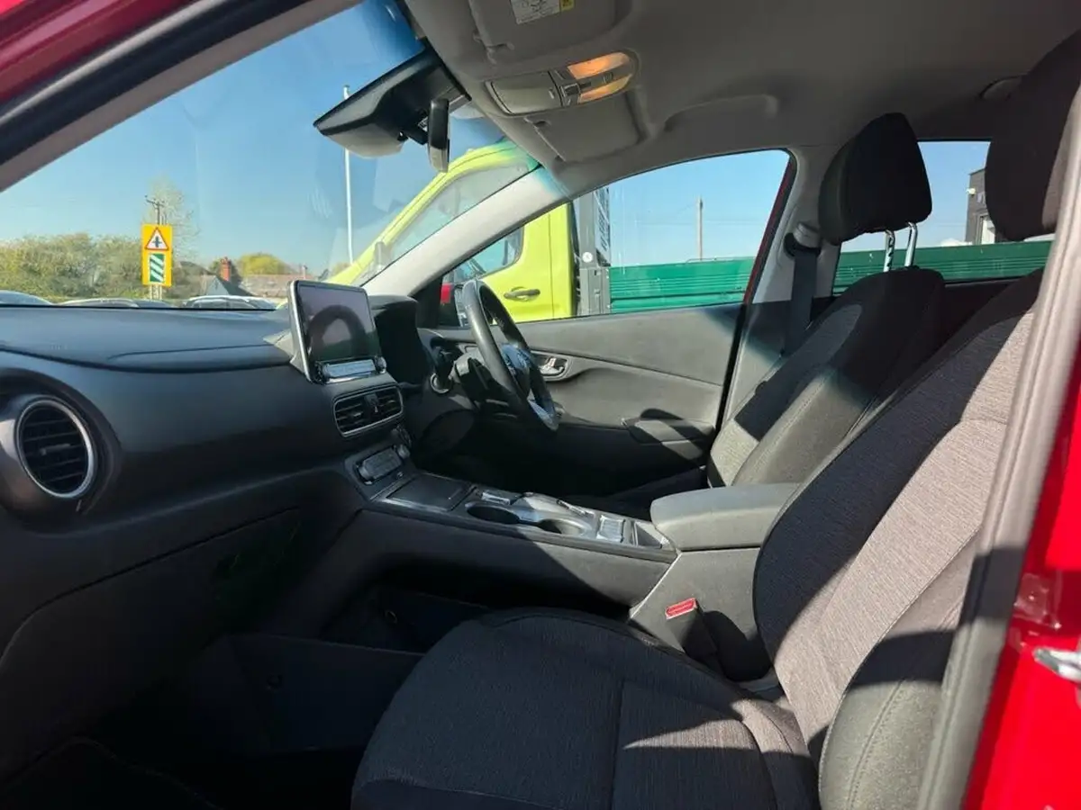 2021-hyundai-kona-e-premium-204ps-big-21