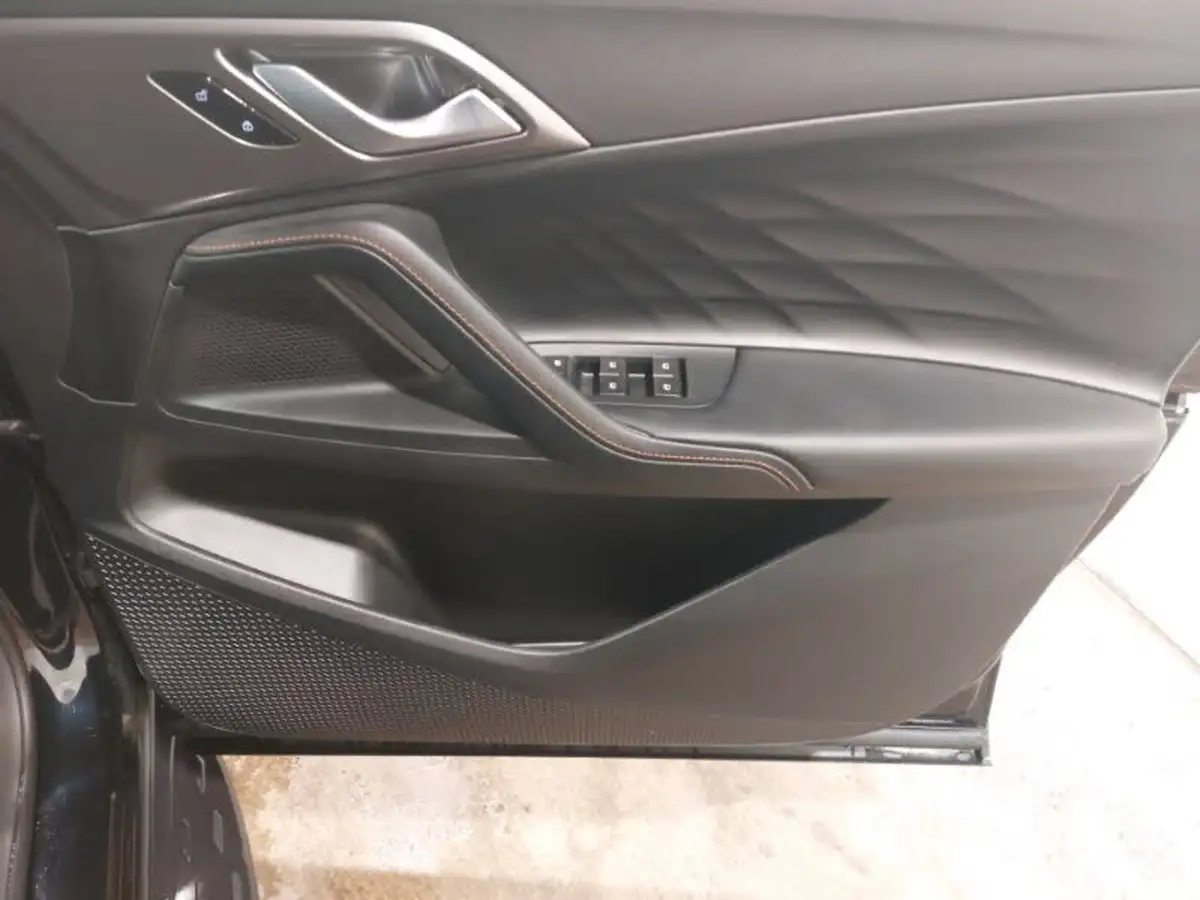 2024-mg-hs-15t-gdi-trophy-273ps-plug-in-hybrid-1496cc-auto-big-11